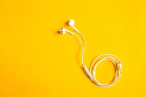 夏フェスで無線イヤホンが禁止される理由とは？