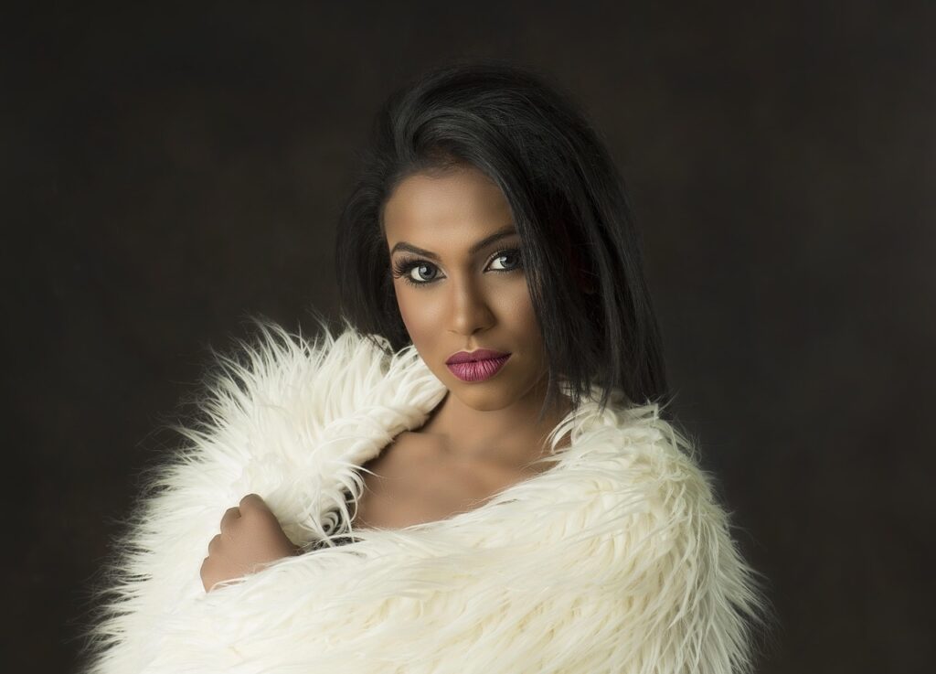 夏フェスでのメイク崩れ対策に必要な持ち物は？