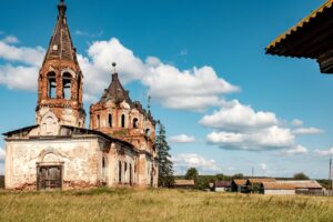 夏フェスでレインウェアを忘れた場合、どこで買える？