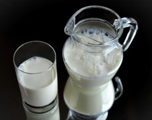 夏フェスの会場飯が高い時の対策は？