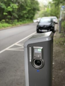 夏フェスでスマホの充電方法はこれで決まり？